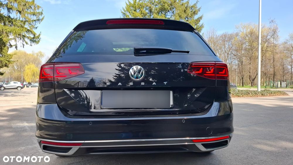Volkswagen Passat 2.0 TDI SCR DSG Elegance - 6
