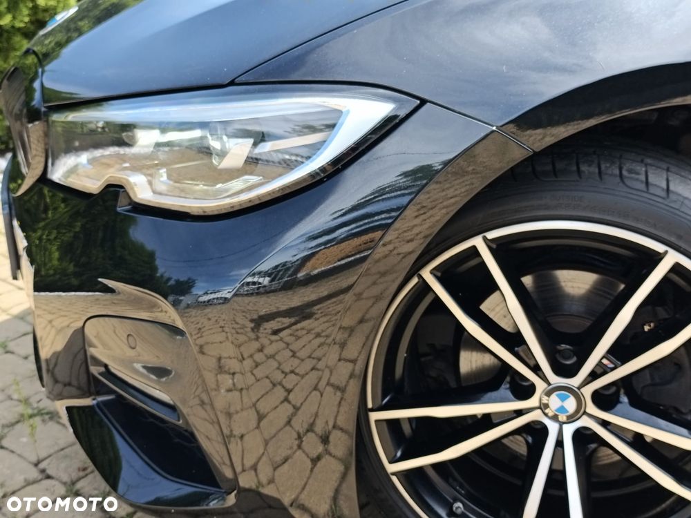 BMW Seria 3 320d xDrive MHEV M Sport sport - 5