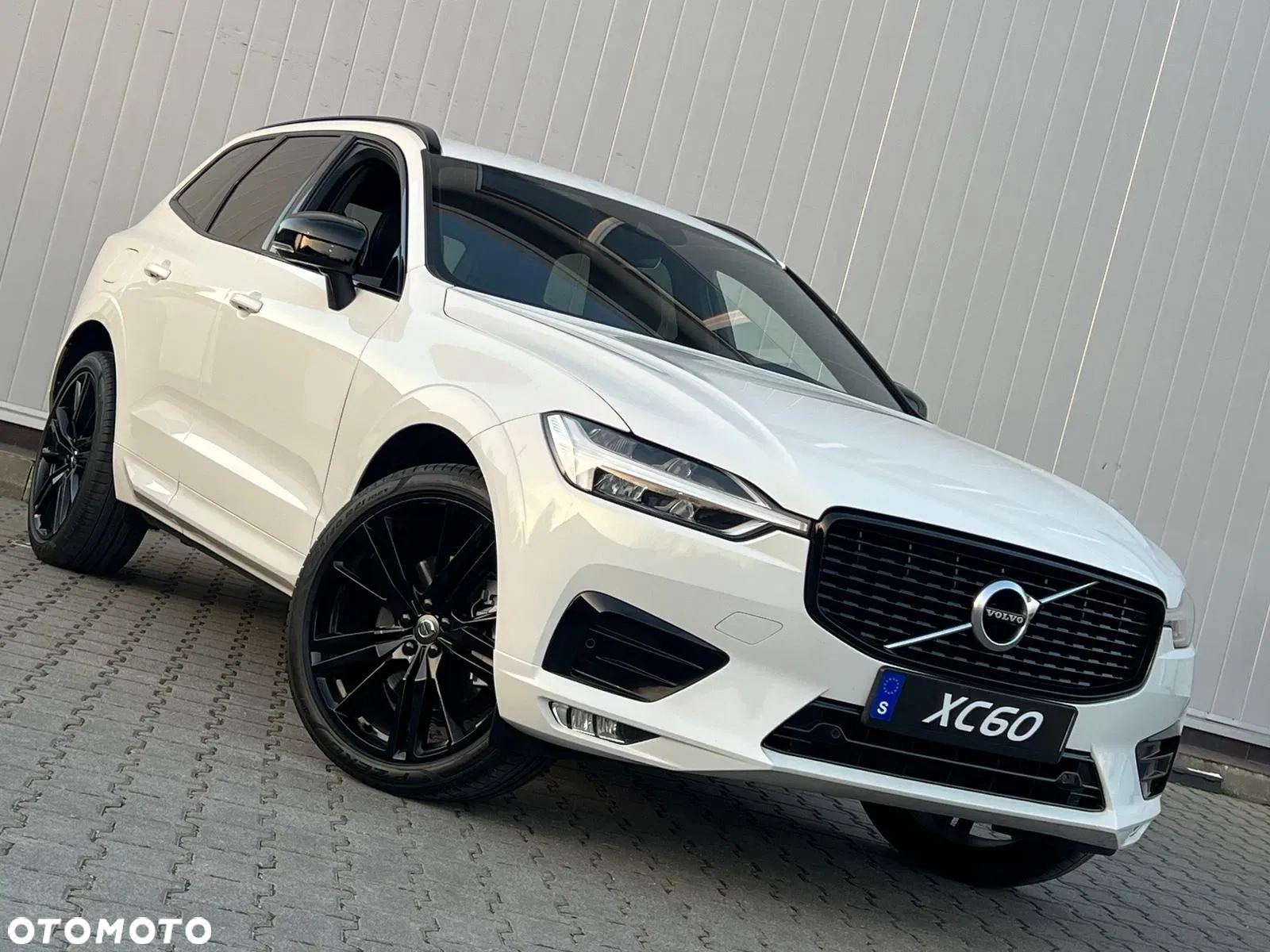 Volvo XC 60 T5 AWD R-Design - 13