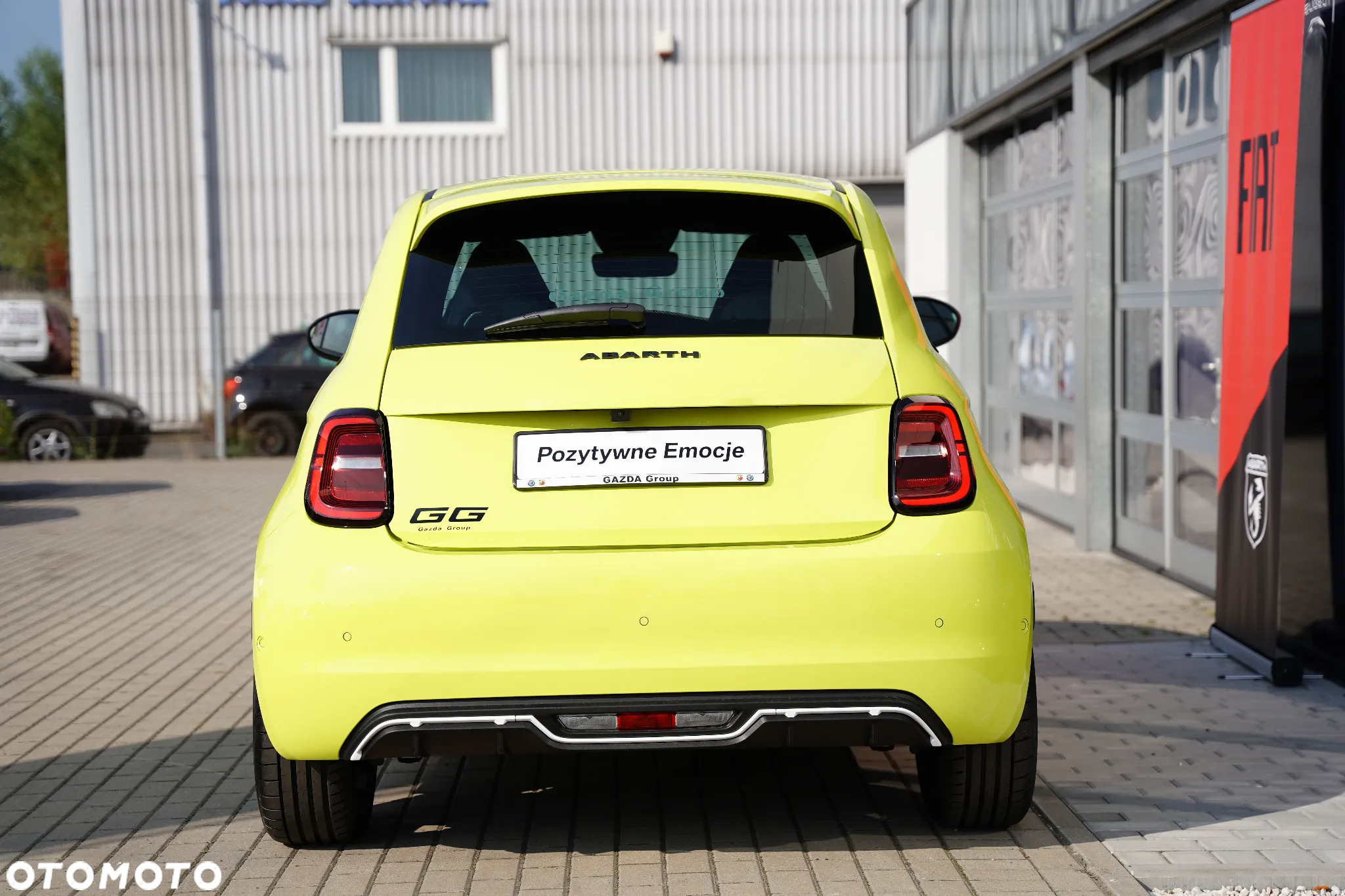 Abarth 500e - 6