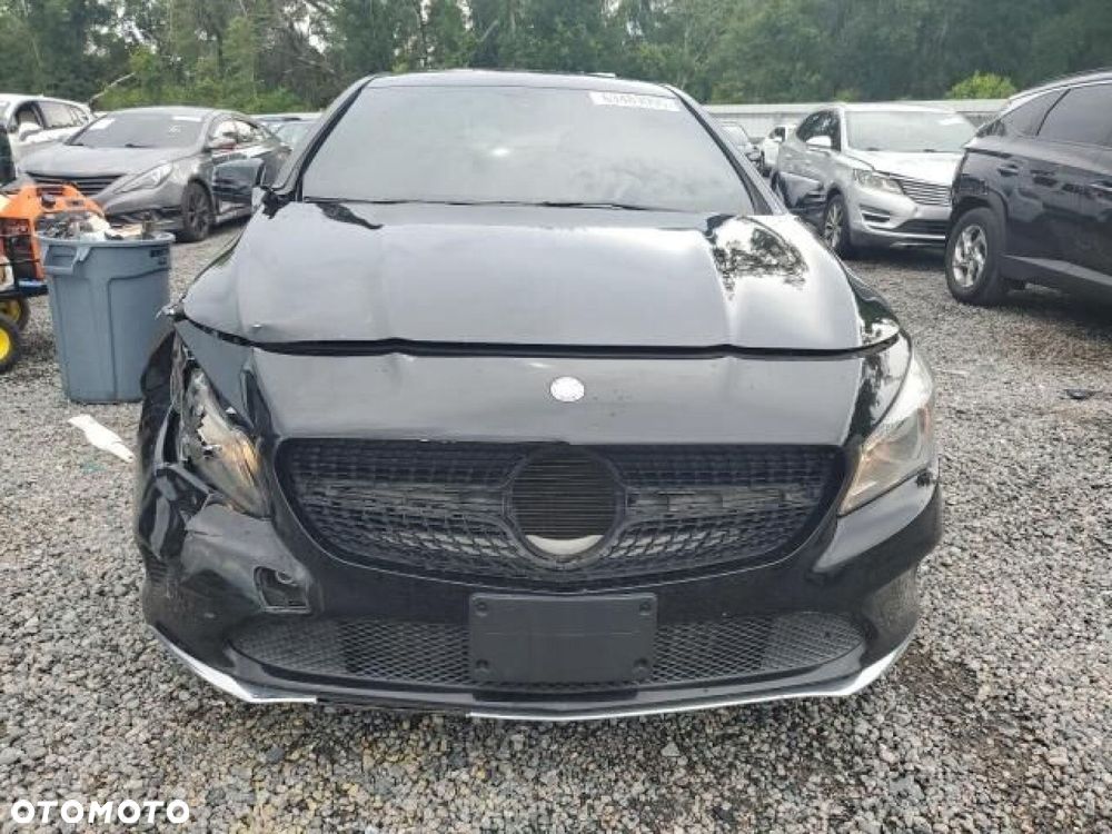 Mercedes-Benz CLA 250 4Matic 7G-DCT Sport - 23