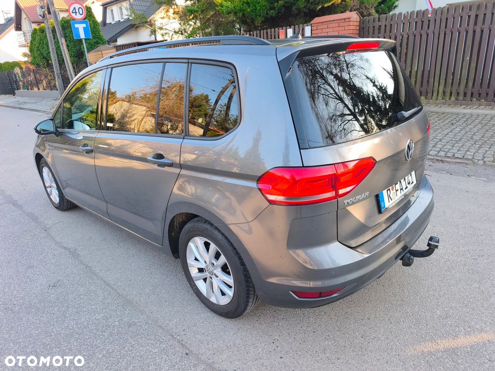 Volkswagen Touran 1.6 TDI BMT Comfortline - 3