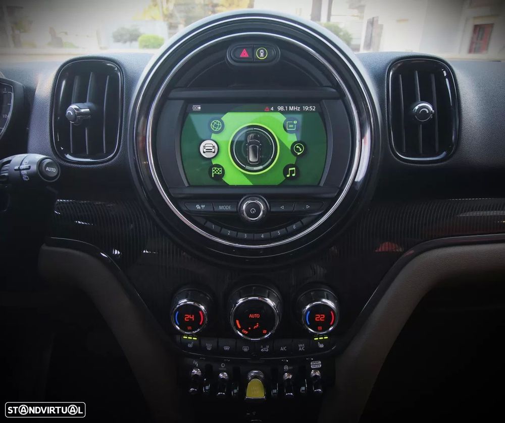 MINI Countryman Cooper SE ALL4 Auto - 14