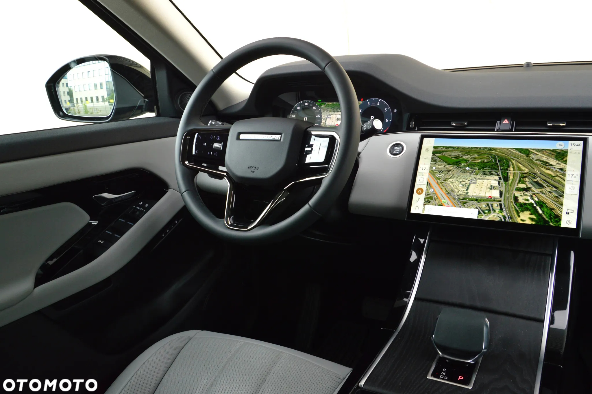 Land Rover Range Rover Evoque - 19