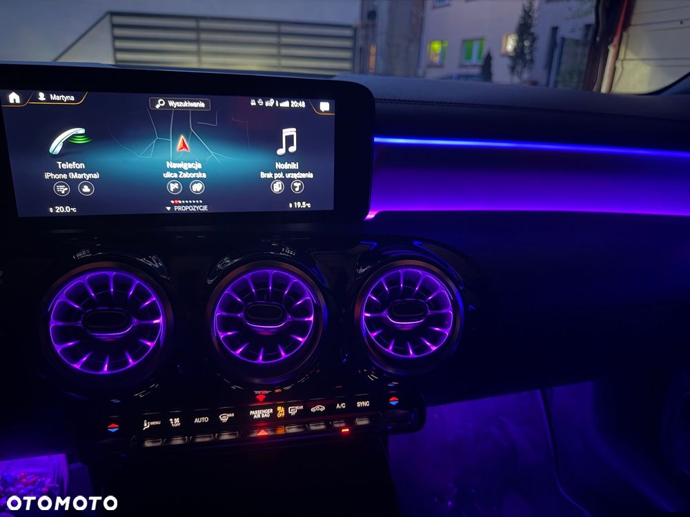 Mercedes-Benz CLA - 21