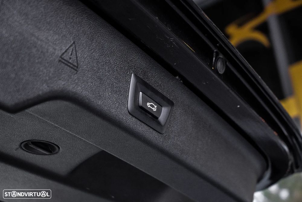 BMW 520 d Line Luxury Auto - 33