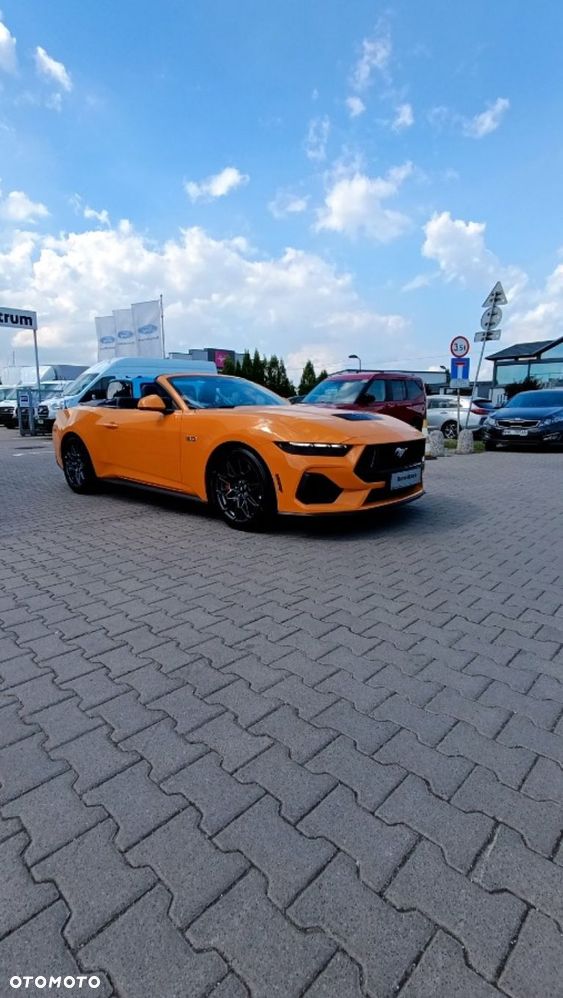 Ford Mustang - 10