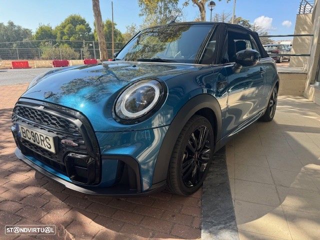 MINI Cabrio Cooper Premium Extra JCW Auto - 2