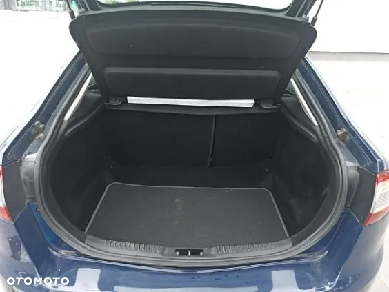 Ford Mondeo - 12