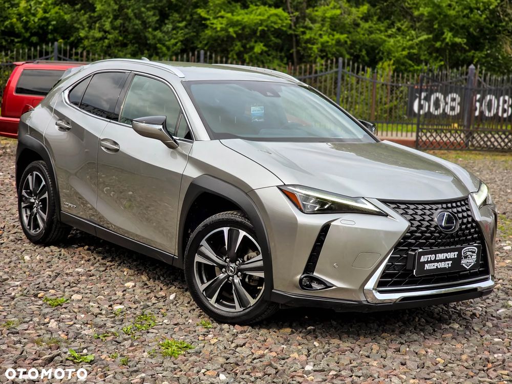 Lexus UX