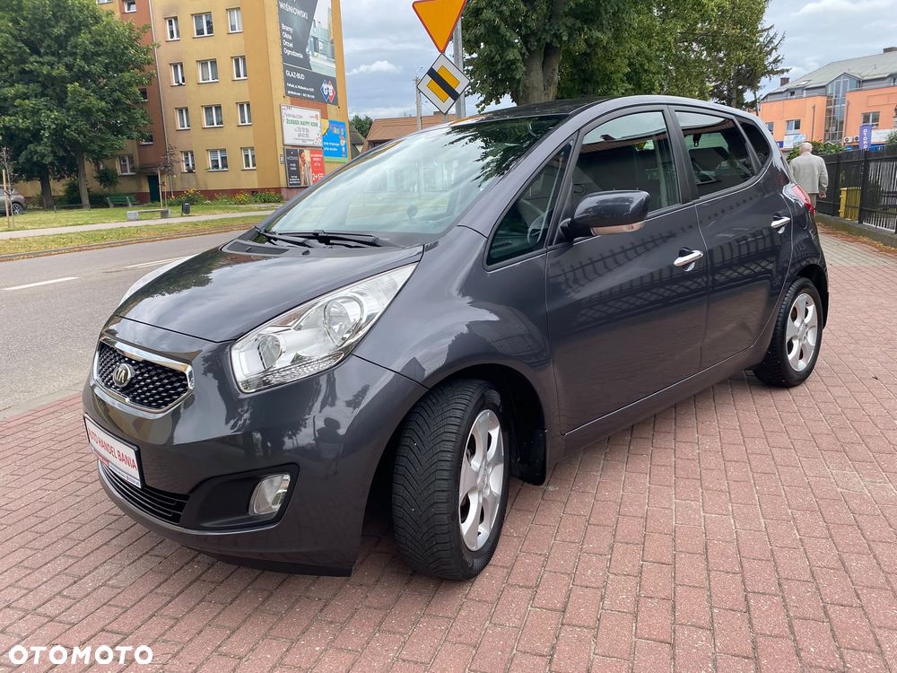 Kia Venga 1.6 CVVT Titanium Collection - 14