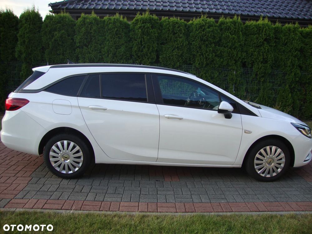 Opel Astra 1.6 D (CDTI) Sports Tourer Business - 4