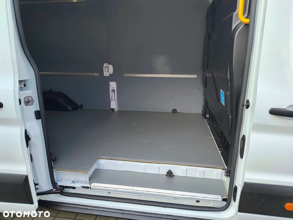 Ford NOWA LOKALIZACJA Ford Transit  2.0 CDTI 130KM L4H3 Serwis Gwarancja Vat23% - 29