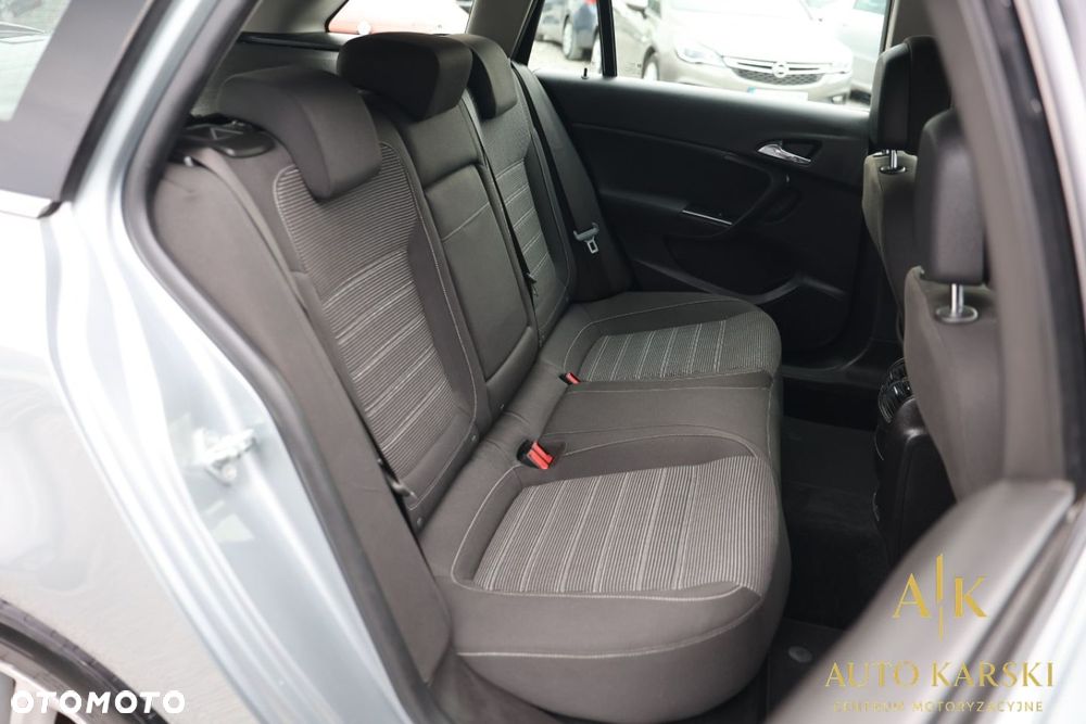 Opel Insignia - 37
