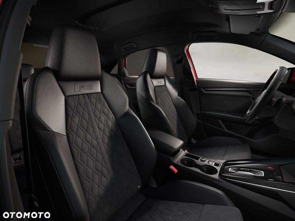 Audi RS3 Limousine - 7