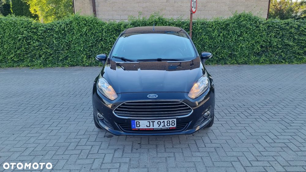 Ford Fiesta 1.25 Celebration - 3