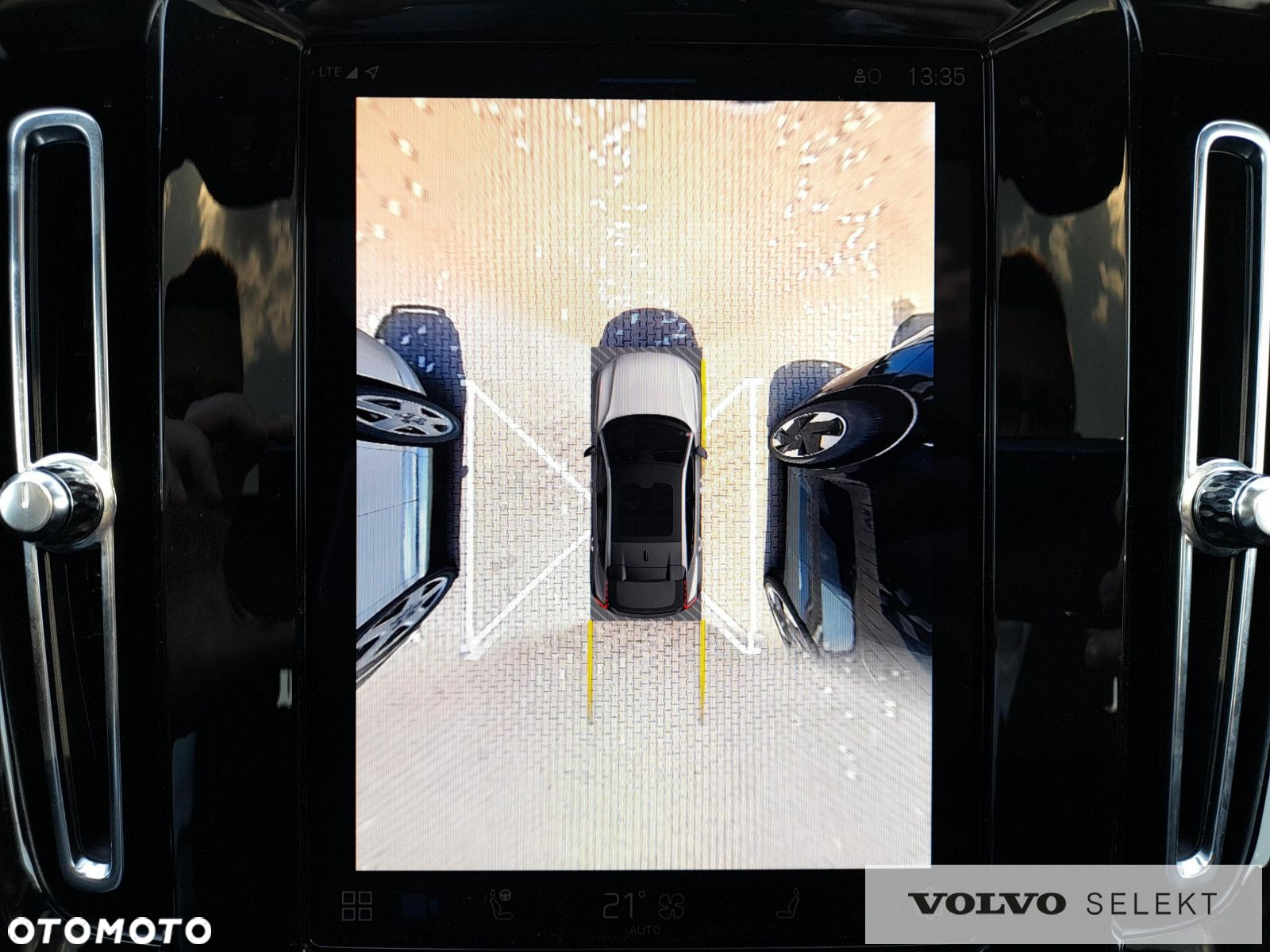Volvo C40 - 16