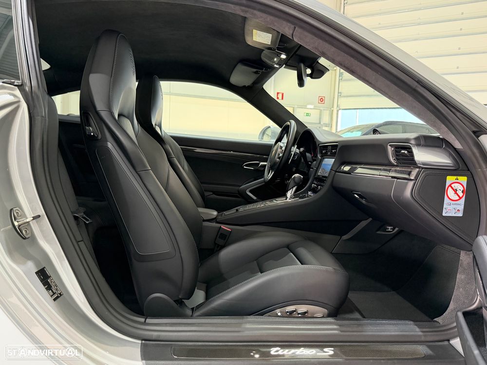 Porsche 911 (991) Turbo S - 34