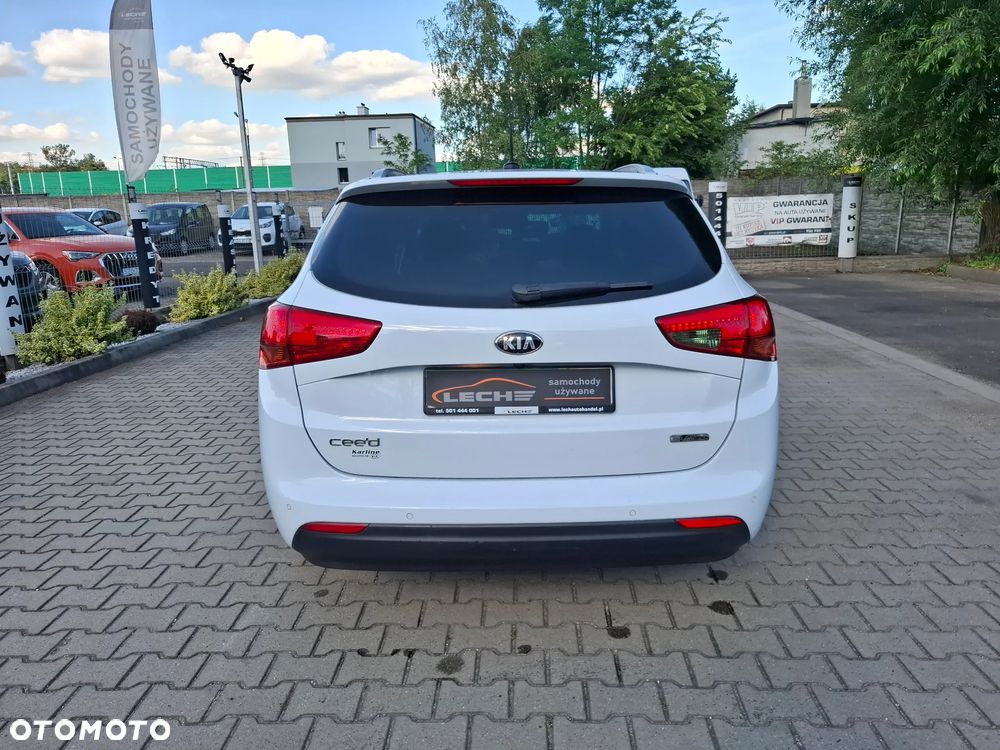 Kia Ceed - 28
