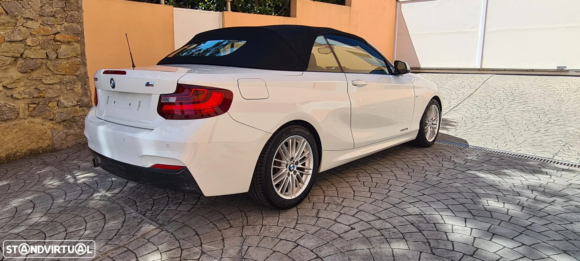 BMW 218 d Cabrio Pack M Auto - 22