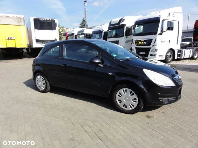 Opel Corsa 1.2 16V Cosmo - 5