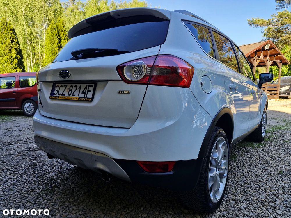 Ford Kuga 2.0 TDCi 4x4 Titanium - 4