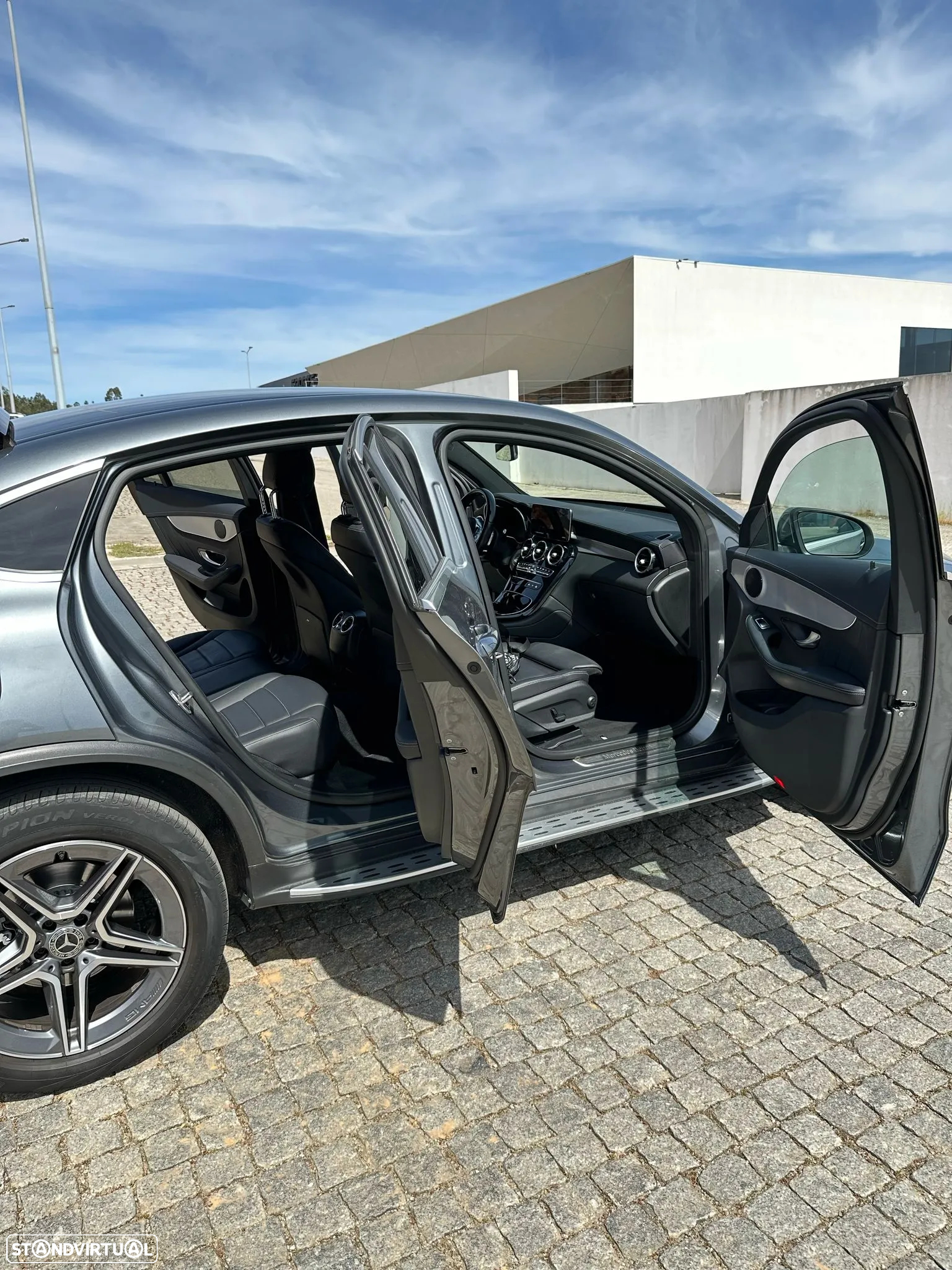 Mercedes-Benz GLC 300 e 4Matic - 15