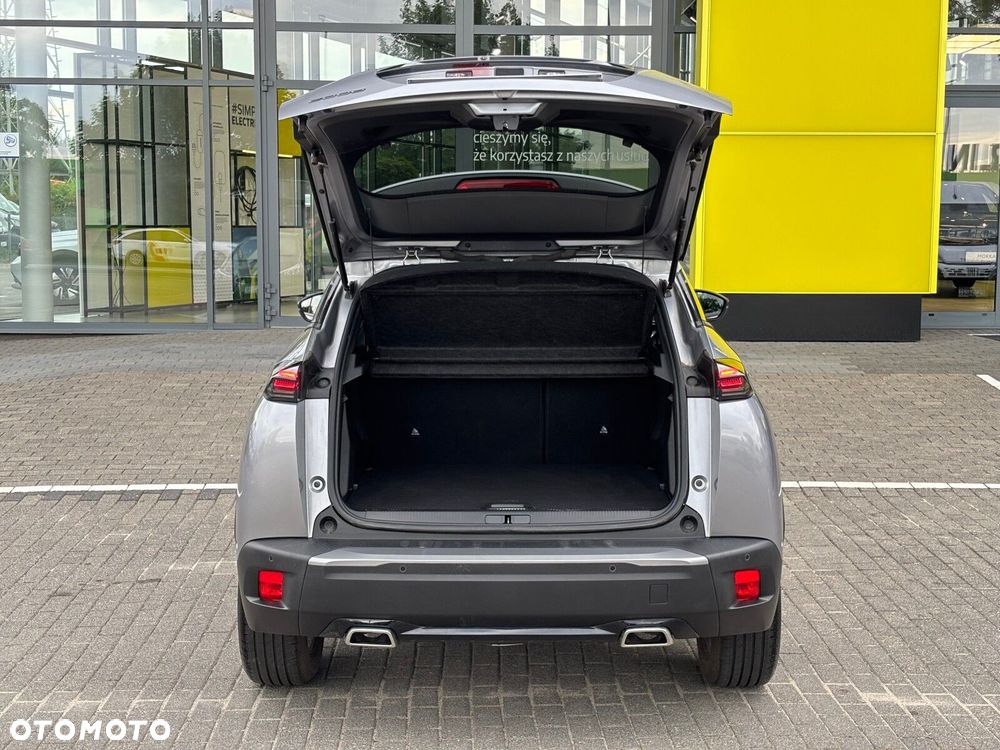 Peugeot 2008 - 8