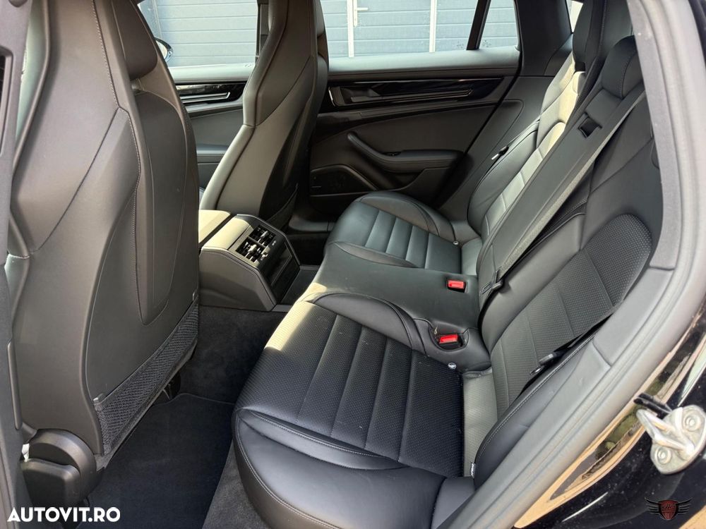 Porsche Panamera - 13