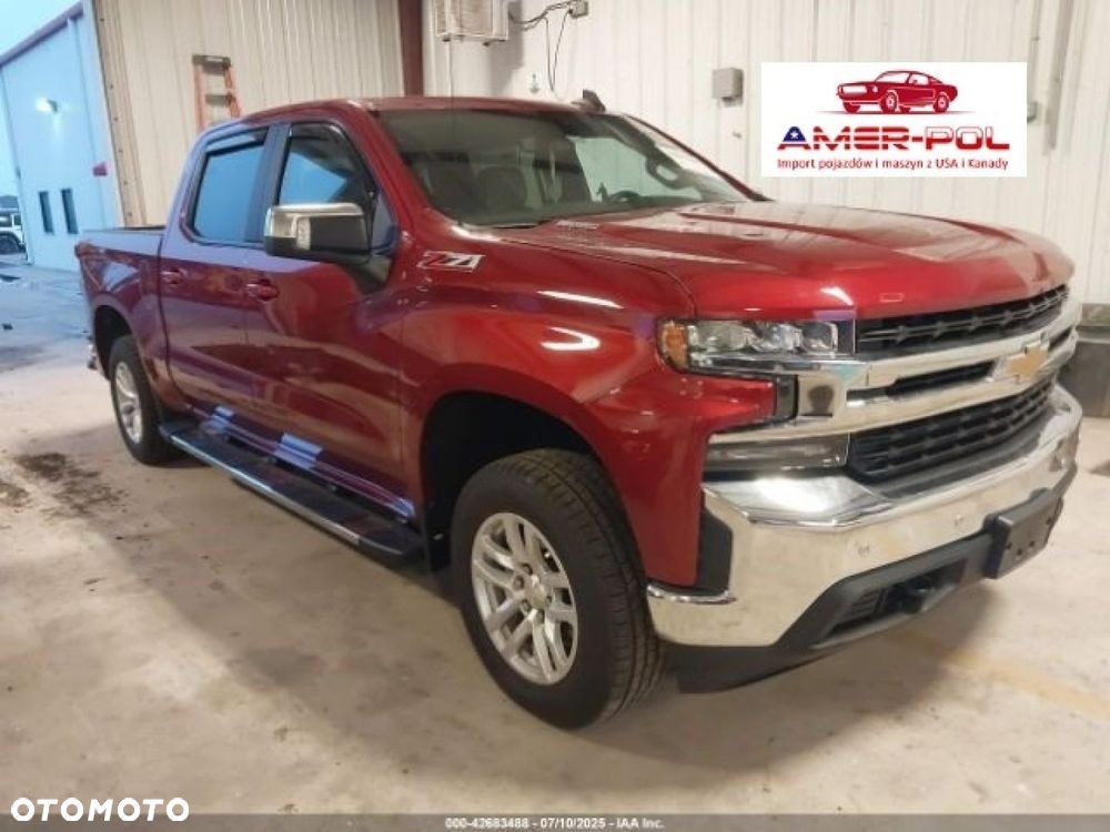 Chevrolet Silverado - 1