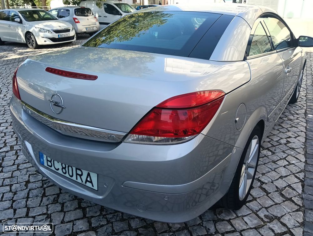 Opel Astra 1.8 Sport - 31