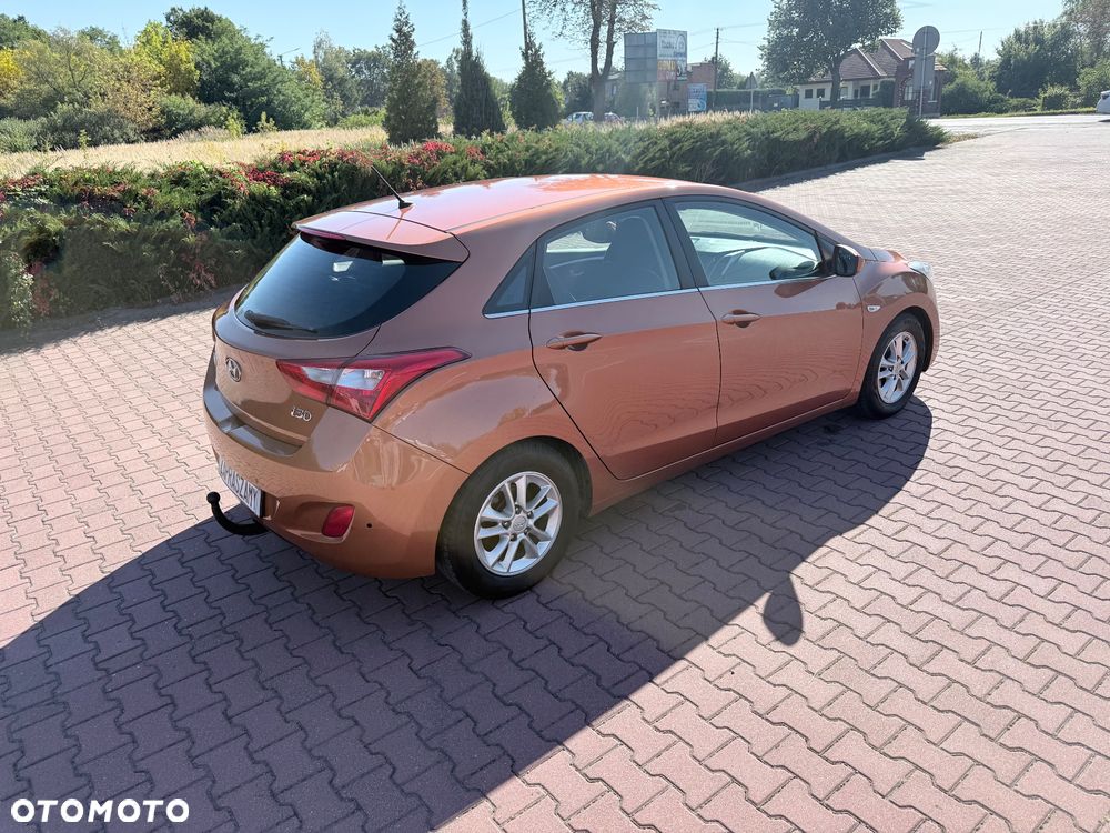 Hyundai i30 1.6 GDI Classic - 16