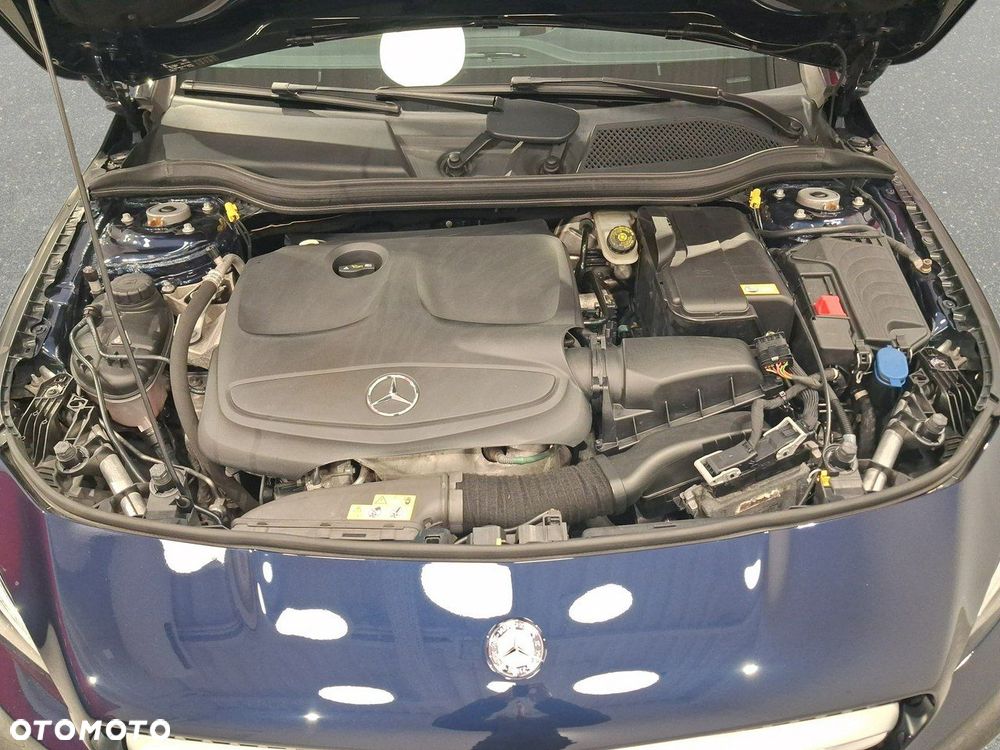 Mercedes-Benz CLA - 28