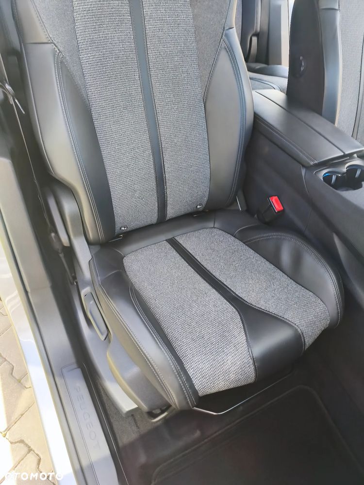 Peugeot 3008 BlueHDi 120 Stop & Start Allure - 21