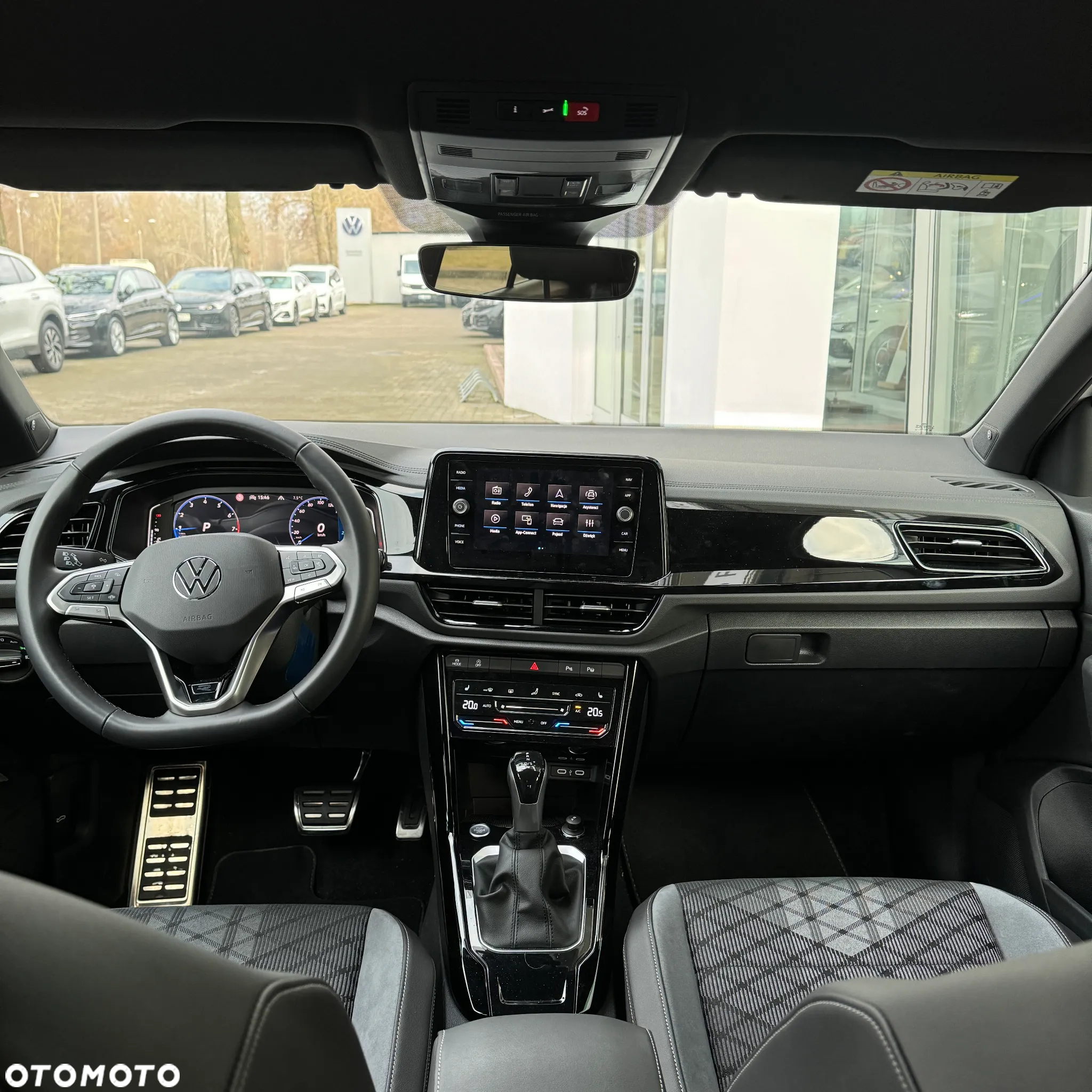 Volkswagen T-Roc 1.5 TSI R-Line DSG - 18