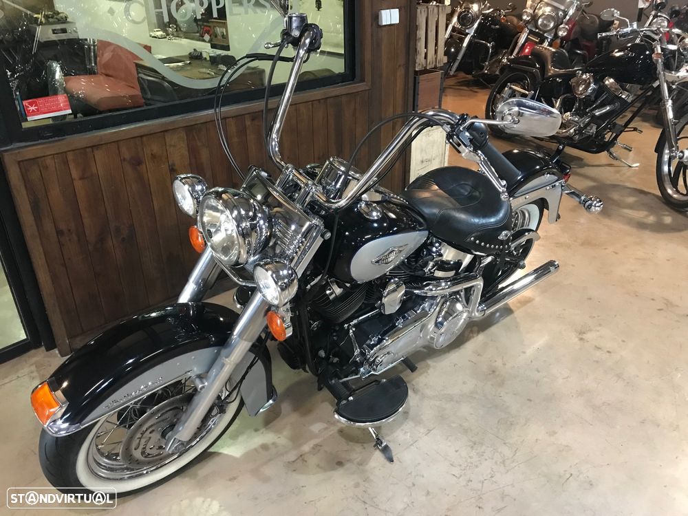 Harley-Davidson FLSTC Heritage Softail - 2