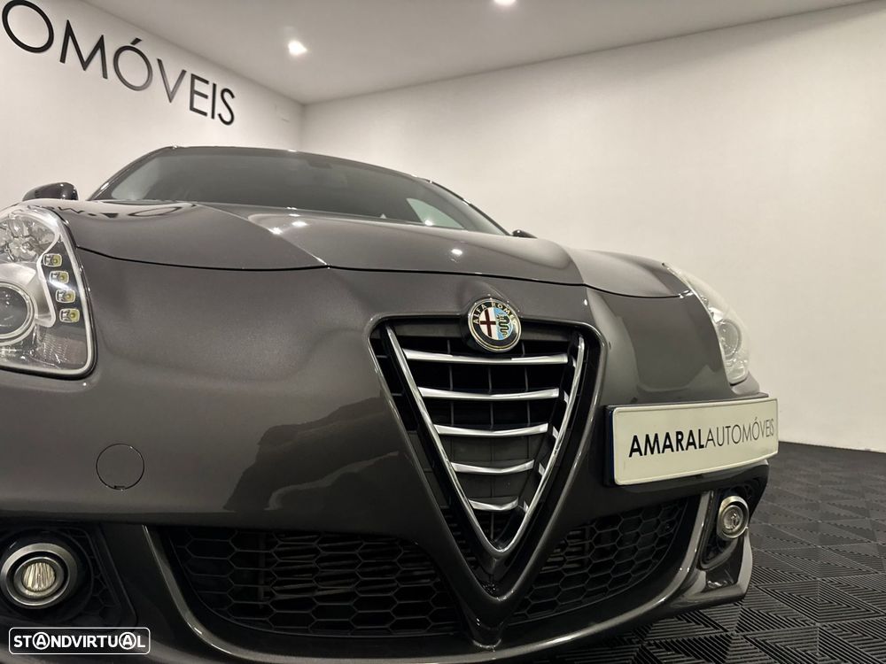Alfa Romeo Giulietta 1.6 JTDM Distinctive - 13