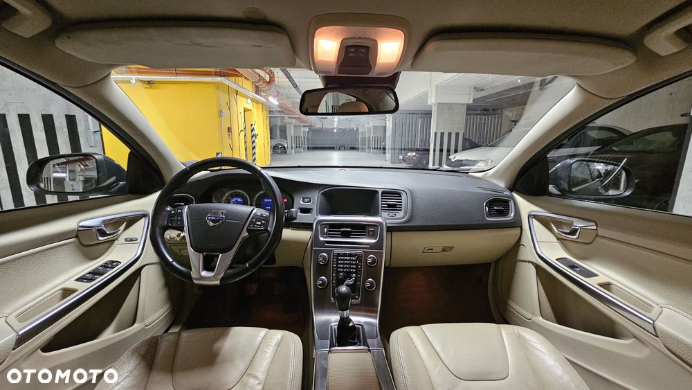 Volvo S60 D3 Momentum - 15