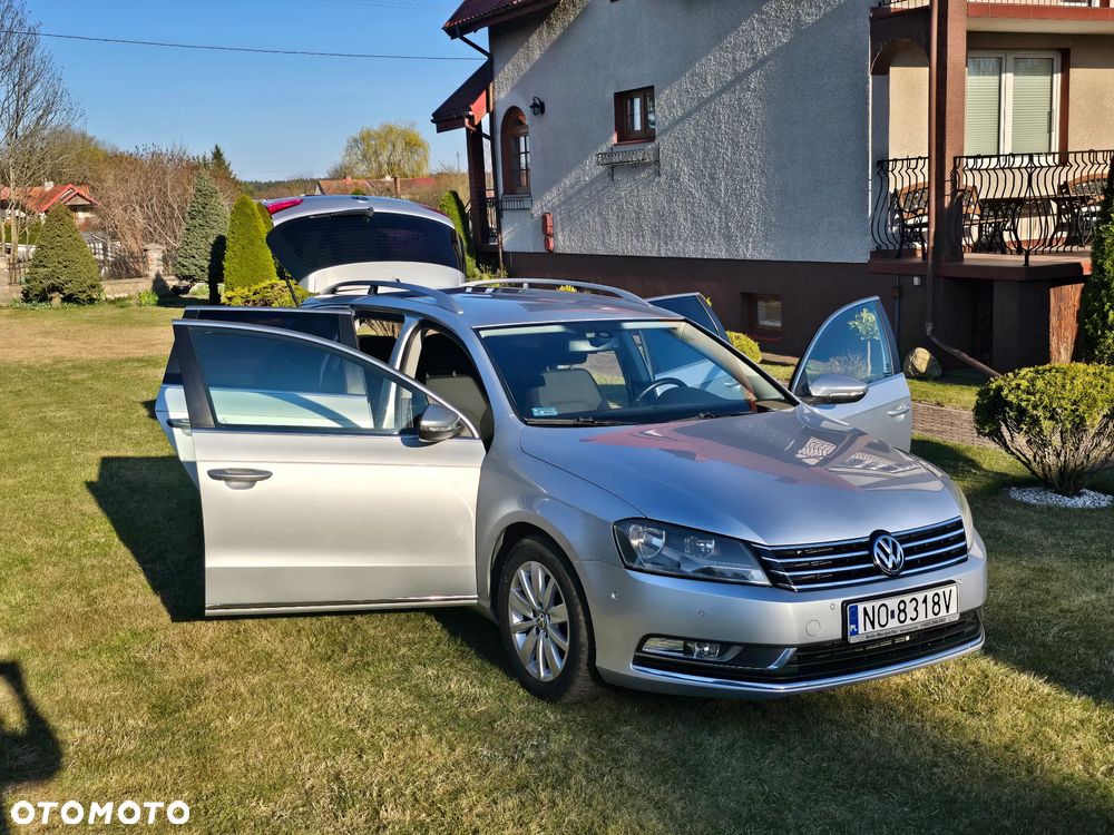 Volkswagen Passat 2.0 TDI BlueMotion Technology Exclusive - 32