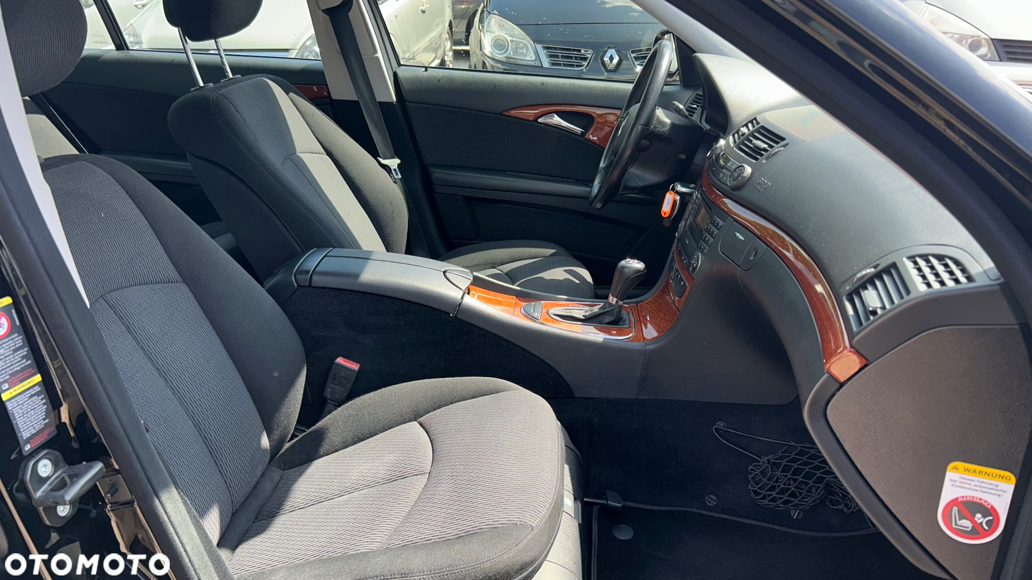Mercedes-Benz Klasa E 200 T Kompressor Automatik Elegance - 23
