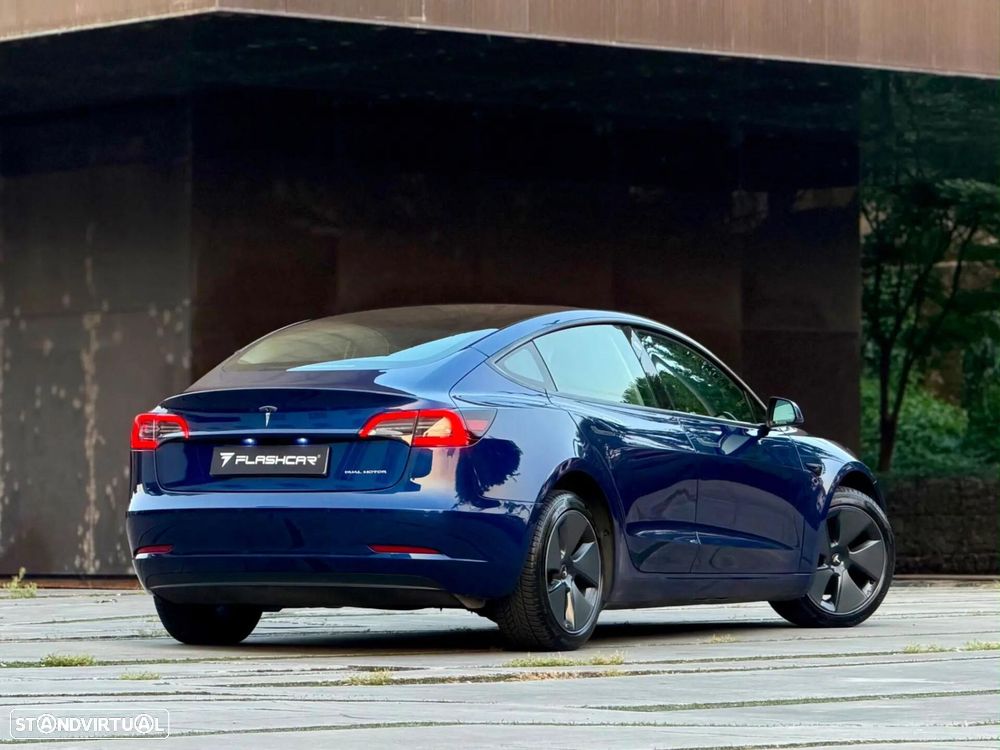 Tesla Model 3 - 13