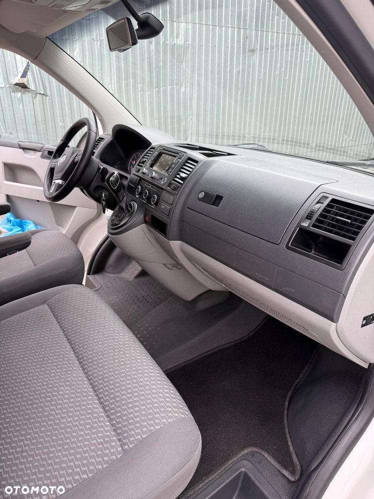 Volkswagen Transporter - 25