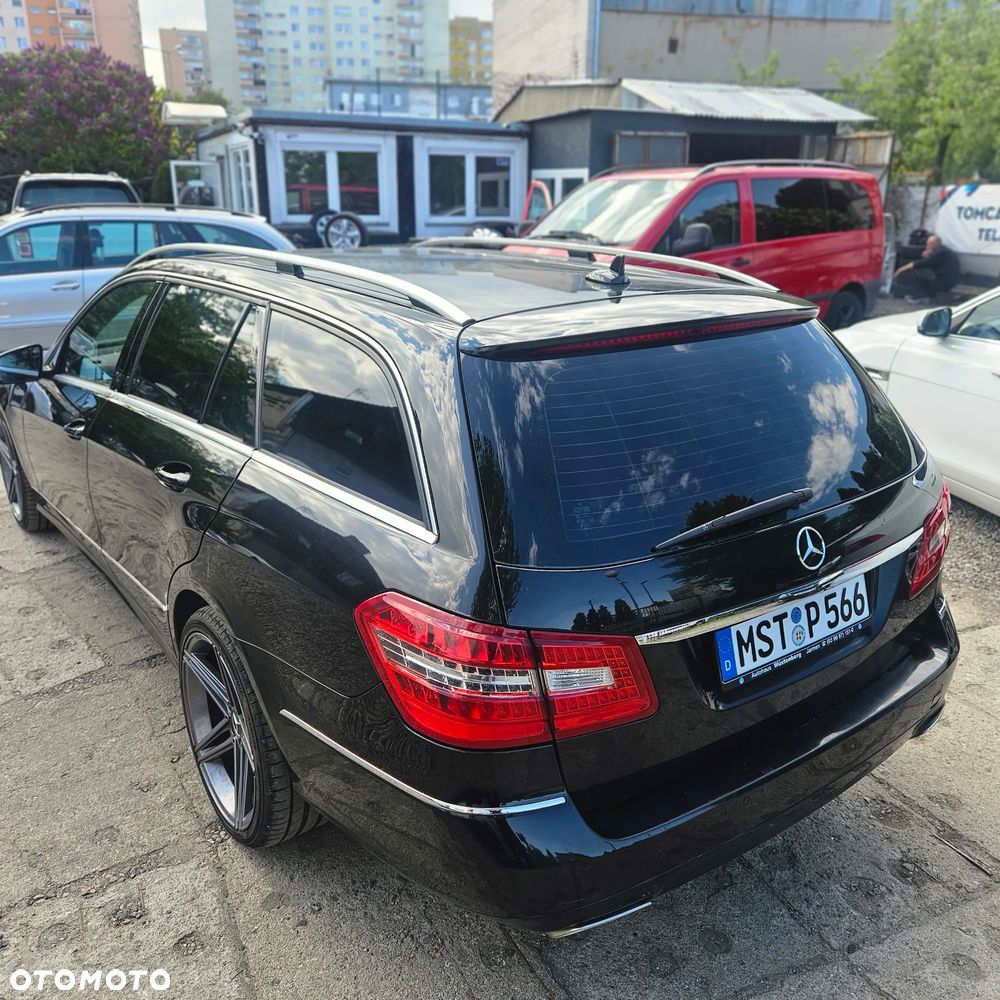 Mercedes-Benz Klasa E 350 CDI DPF BlueEFFICIENCY 7G-TRONIC Avantgarde - 13