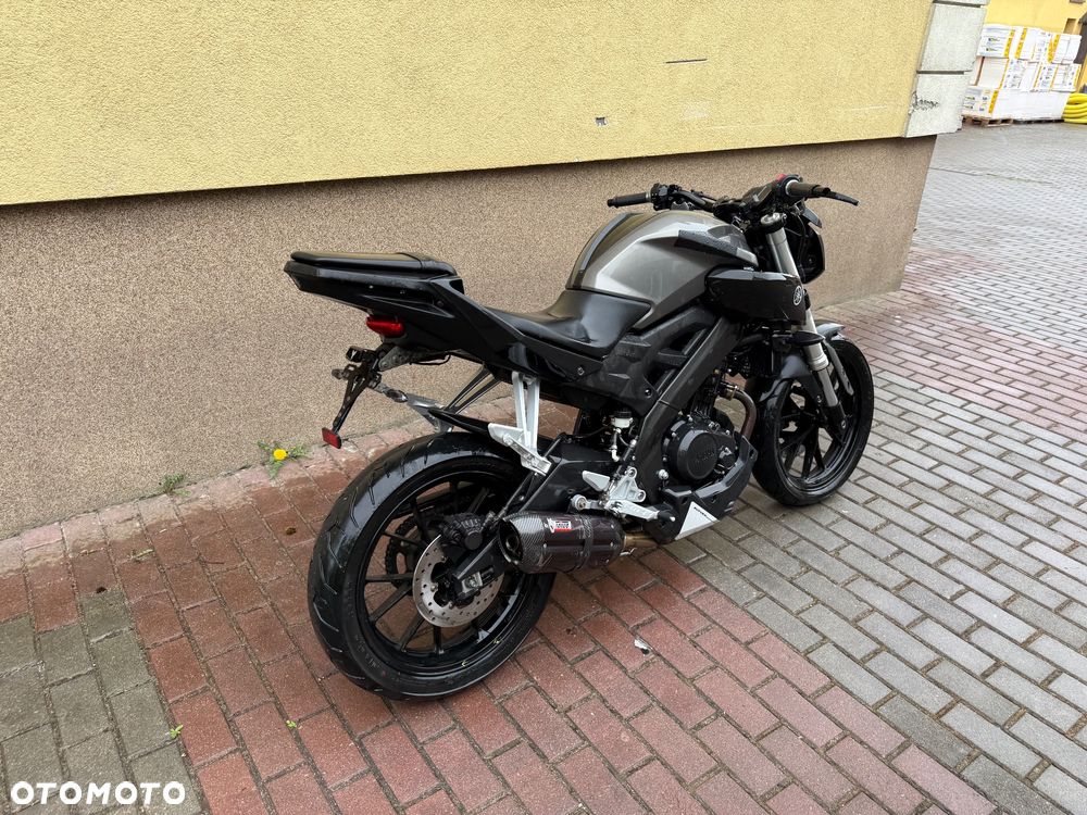 Yamaha MT - 6