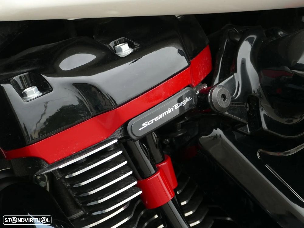 Harley-Davidson FL - 21