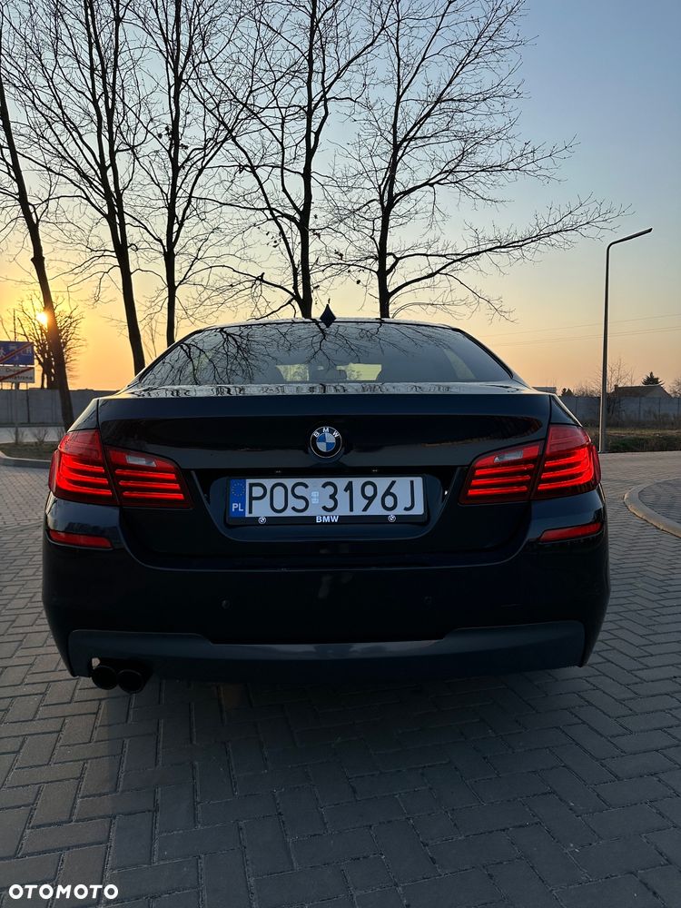 BMW Seria 5 520d xDrive - 4