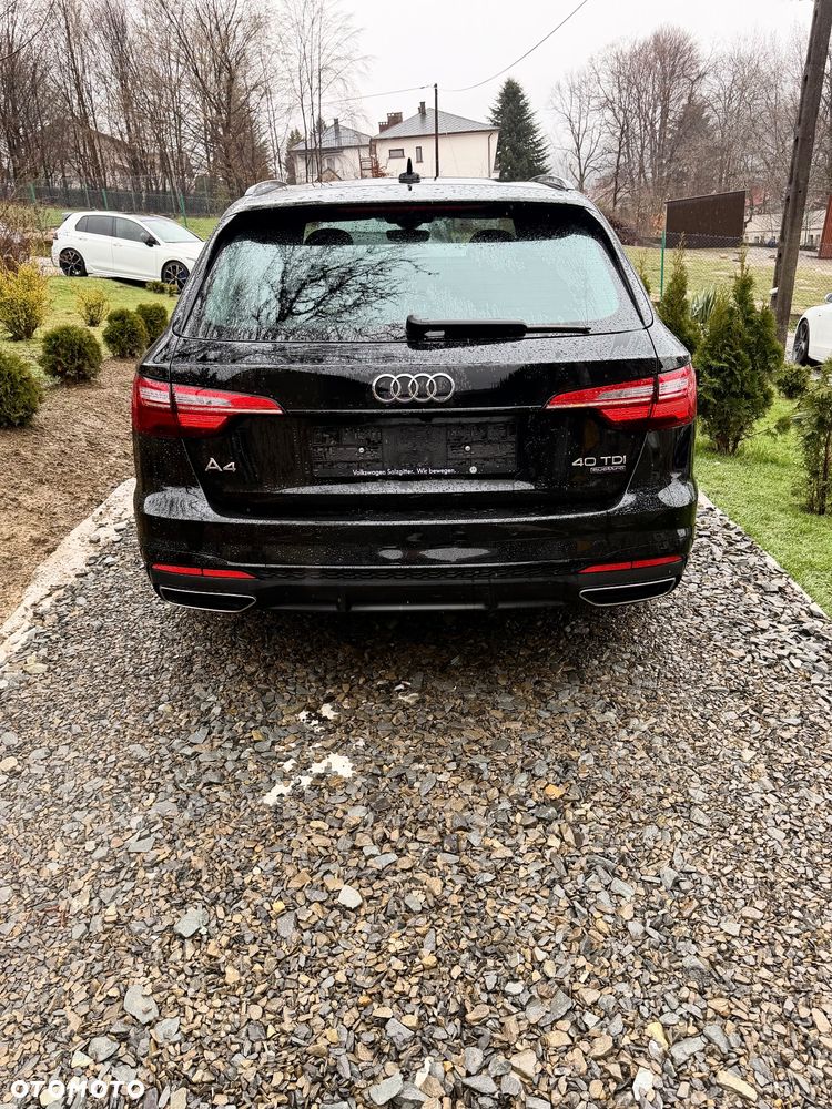 Audi A4 Avant 40 TDI quattro S tronic S line - 5