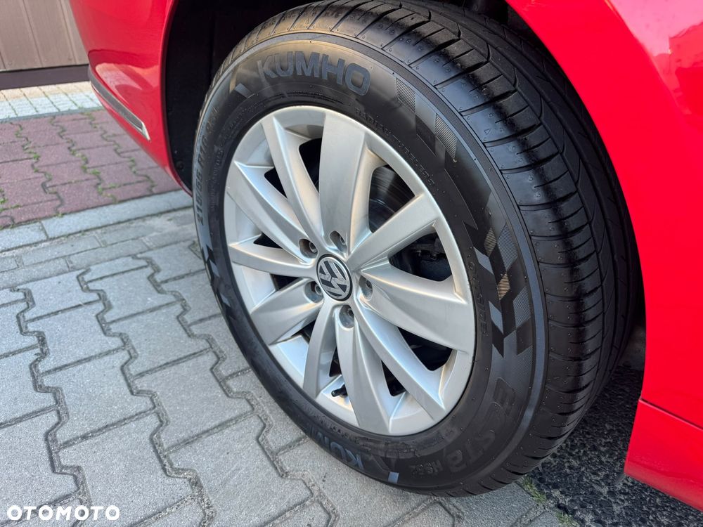 Volkswagen Passat 2.0 TDI BlueMotion Technology Comfortline - 26