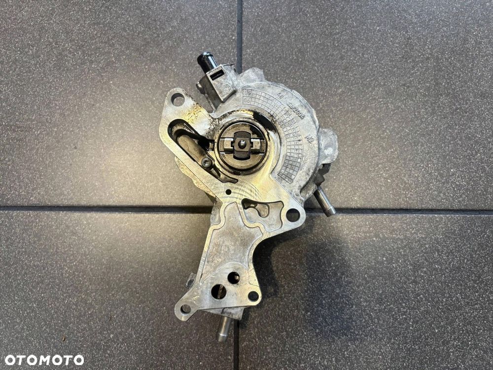 POMPA VACUM 1.9 TDI VW AUDI SKODA 038145209H - 2