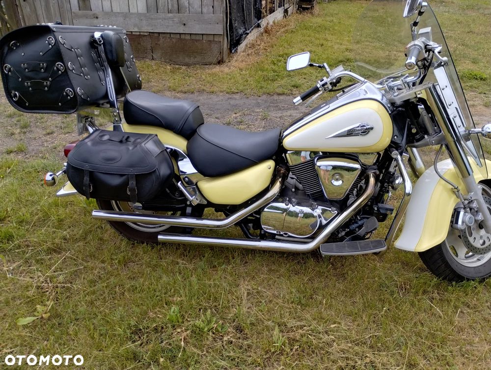 Suzuki Intruder - 4